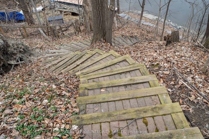 Photo 30 at 2061 Prince Of Wales Drive, Nepean (Rideau Heights/Rideau River), Ottawa