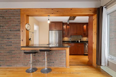 Photo 6 at 2061 Prince Of Wales Drive, Nepean (Rideau Heights/Rideau River), Ottawa
