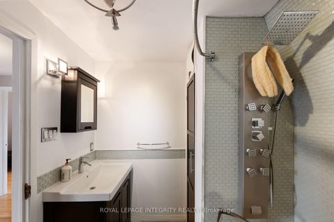 Photo 15 at 2061 Prince Of Wales Drive, Nepean (Rideau Heights/Rideau River), Ottawa