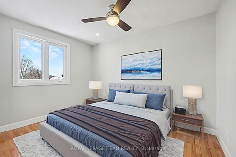 Photo 13 at 19 Chanonhouse Drive, Richmond, Stittsville