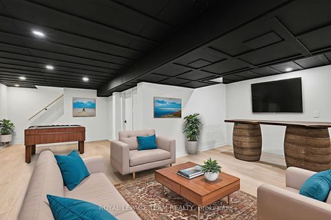 Photo 16 at 19 Chanonhouse Drive, Richmond, Stittsville