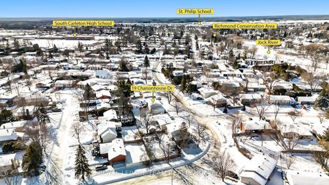 Photo 22 at 19 Chanonhouse Drive, Richmond, Stittsville