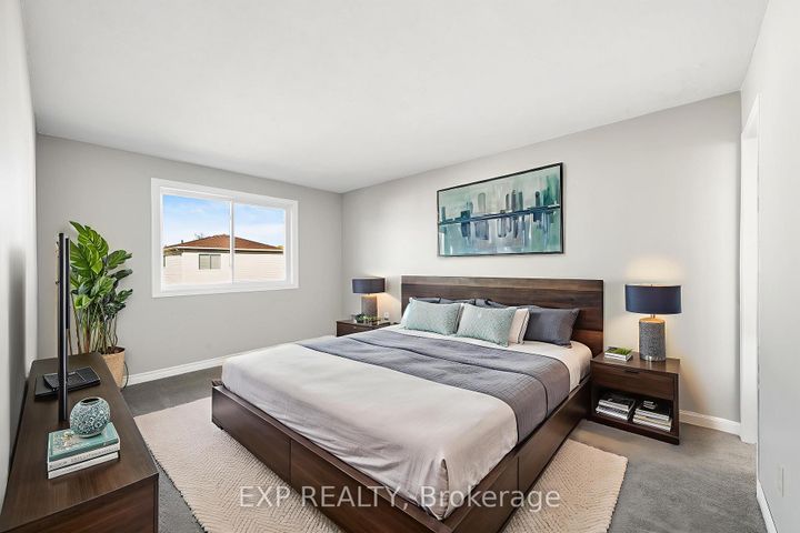 Photo 22 at 32 Peacock Crescent, Nepean (Cedargrove/Fraserdale), Ottawa