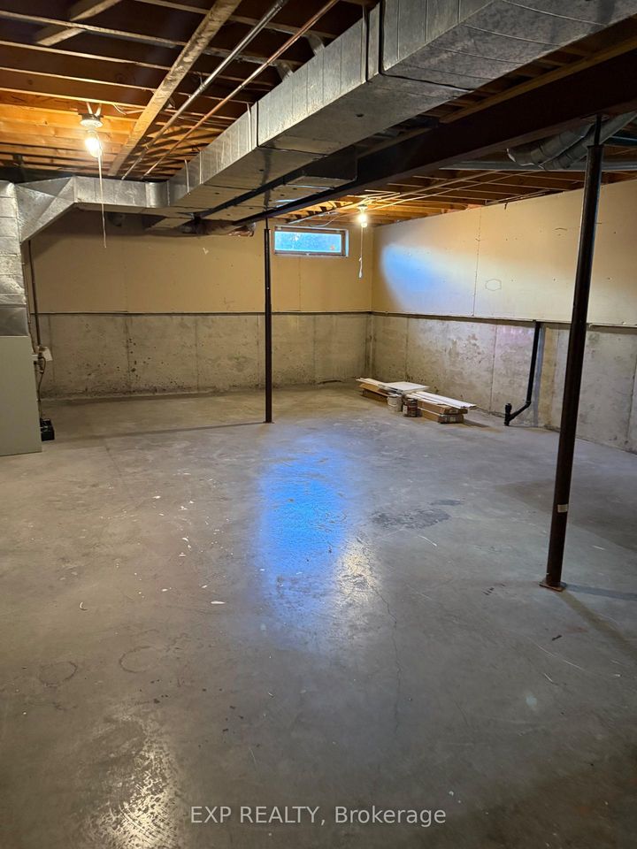 Photo 27 at 32 Peacock Crescent, Nepean (Cedargrove/Fraserdale), Ottawa