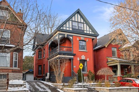 Photo 1 at 553 Gilmour Street, Ottawa Centre