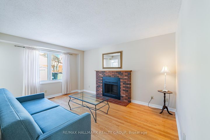 Photo 17 at 52 Thare Crescent, Nepean (Knollsbrook), Ottawa