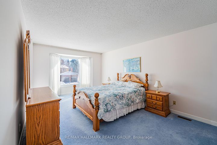 Photo 33 at 52 Thare Crescent, Nepean (Knollsbrook), Ottawa