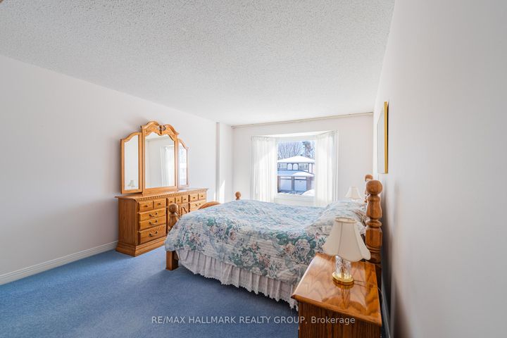 Photo 34 at 52 Thare Crescent, Nepean (Knollsbrook), Ottawa
