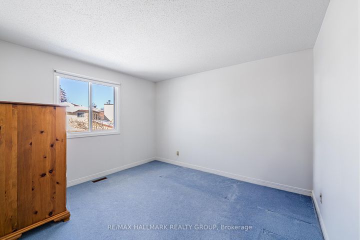 Photo 41 at 52 Thare Crescent, Nepean (Knollsbrook), Ottawa