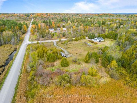 Photo 11 at 1754 Kilmaurs Side Road, Dunrobin, Constance Bay