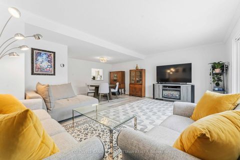 Photo 12 at 33 Monterey Drive, Nepean (Leslie Park), Ottawa