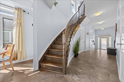 Photo 8 at 333 Tulum Crescent, Emerald Meadows/Trailwest, Kanata