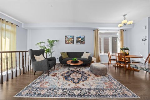 Photo 12 at 333 Tulum Crescent, Emerald Meadows/Trailwest, Kanata