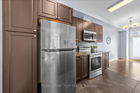 Photo 15 at 333 Tulum Crescent, Emerald Meadows/Trailwest, Kanata