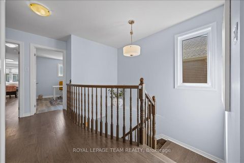 Photo 22 at 333 Tulum Crescent, Emerald Meadows/Trailwest, Kanata