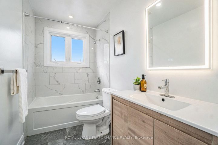 Photo 9 at 26 Majestic Drive, Nepean (Manordale), Ottawa