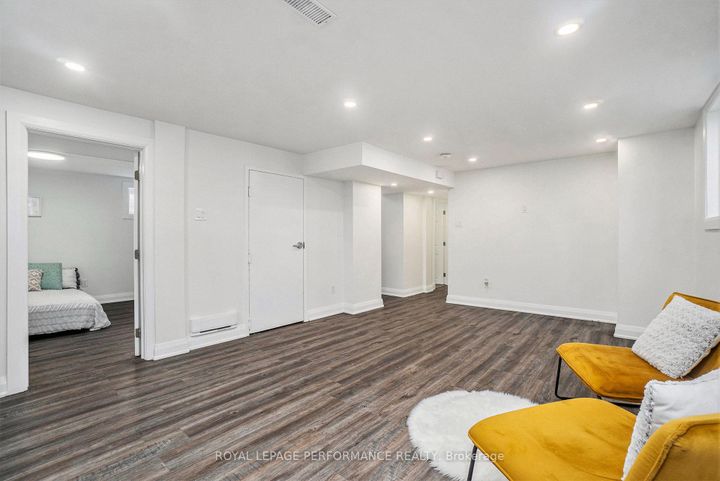 Photo 18 at 26 Majestic Drive, Nepean (Manordale), Ottawa