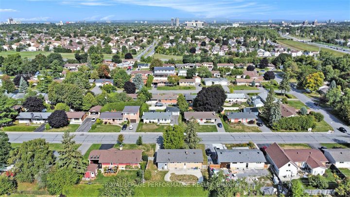 Photo 34 at 26 Majestic Drive, Nepean (Manordale), Ottawa