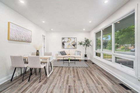 Photo 4 at 26 Majestic Drive, Nepean (Manordale), Ottawa