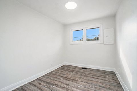 Photo 12 at 26 Majestic Drive, Nepean (Manordale), Ottawa