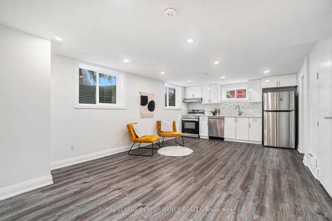 Photo 19 at 26 Majestic Drive, Nepean (Manordale), Ottawa