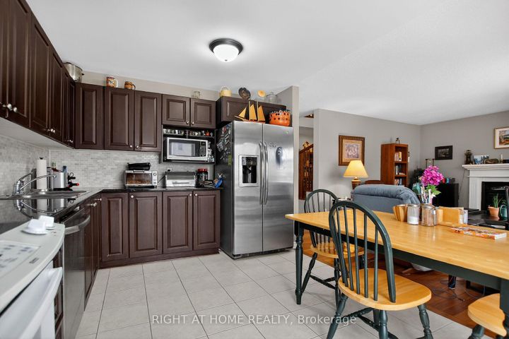 Photo 12 at 307 VENTANNA Way, Nepean (Strandherd), Ottawa