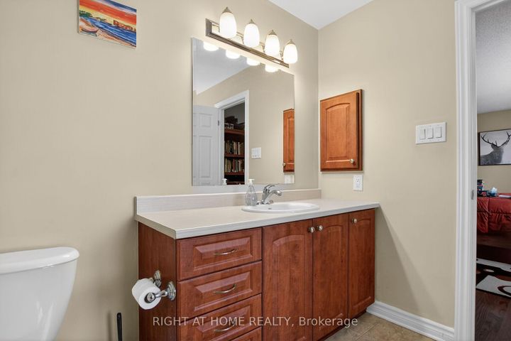 Photo 23 at 307 VENTANNA Way, Nepean (Strandherd), Ottawa