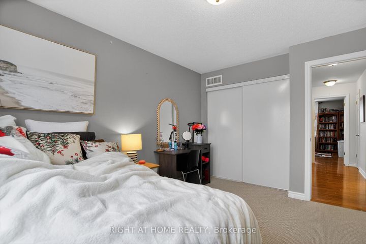 Photo 30 at 307 VENTANNA Way, Nepean (Strandherd), Ottawa