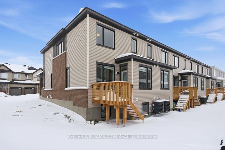 Photo 1 at 840 Andesite Terrace, Nepean (Half Moon Bay), Ottawa