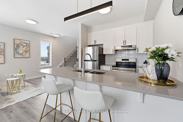 Photo 11 at 840 Andesite Terrace, Nepean (Half Moon Bay), Ottawa