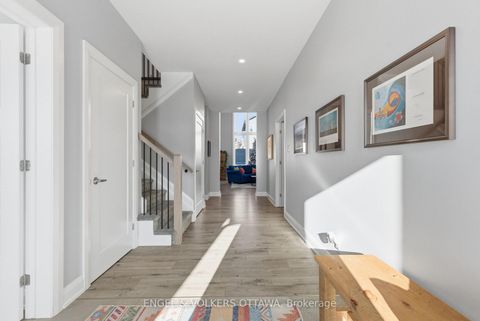 Photo 2 at 640 Meadowridge Circle, CARP, Carp