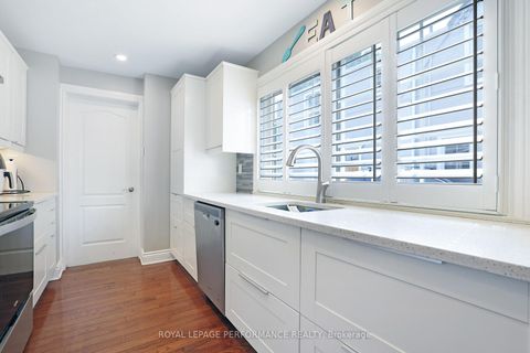 Photo 10 at 63 Wilson Street E, Perth