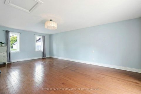 Photo 14 at 63 Wilson Street E, Perth