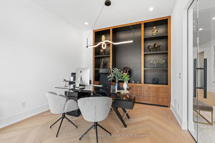 Photo 5 at 1124 Normandy Crescent, Nepean (Borden Farm/Stewart Farm/Carleton Heights/Parkwood Hills), Ottawa