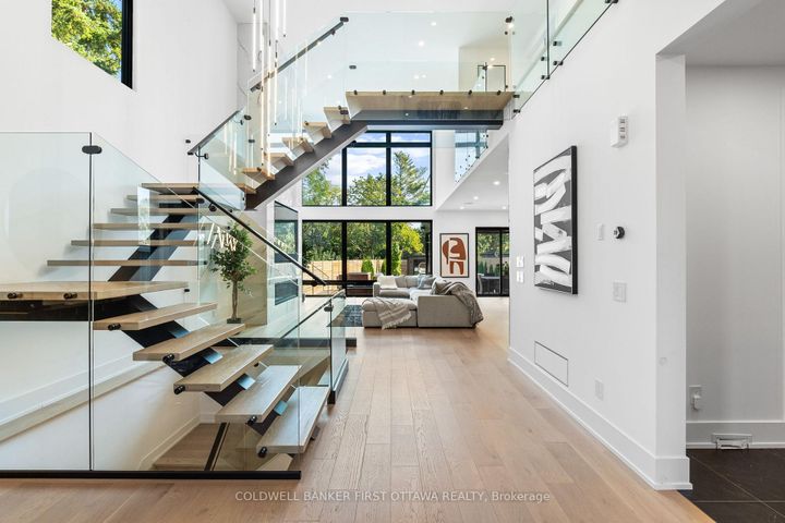 Photo 8 at 1124 Normandy Crescent, Nepean (Borden Farm/Stewart Farm/Carleton Heights/Parkwood Hills), Ottawa