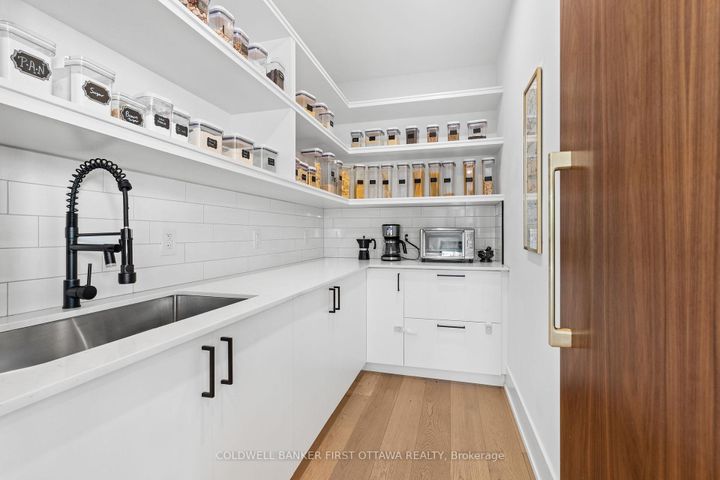 Photo 17 at 1124 Normandy Crescent, Nepean (Borden Farm/Stewart Farm/Carleton Heights/Parkwood Hills), Ottawa