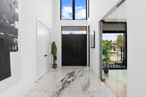 Photo 3 at 1124 Normandy Crescent, Nepean (Borden Farm/Stewart Farm/Carleton Heights/Parkwood Hills), Ottawa