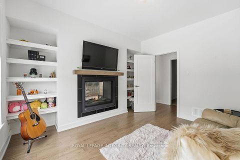 Photo 7 at 207 Osterley Way, Stittsville (South), Stittsville