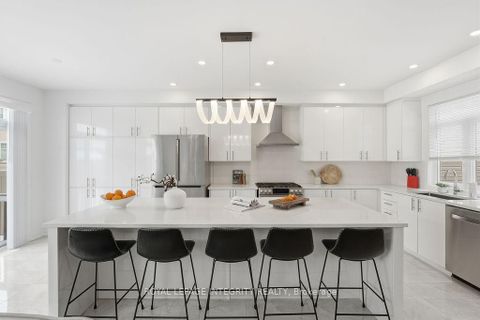 Photo 15 at 207 Osterley Way, Stittsville (South), Stittsville