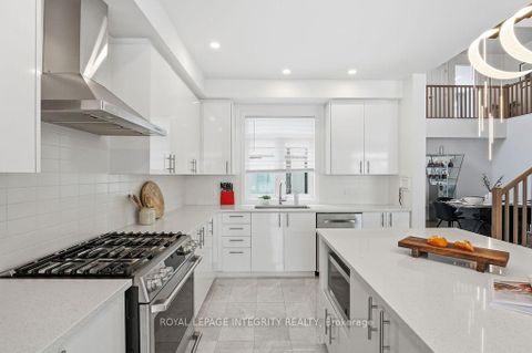 Photo 18 at 207 Osterley Way, Stittsville (South), Stittsville