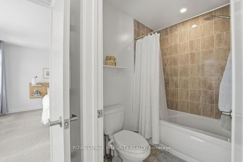 Photo 37 at 207 Osterley Way, Stittsville (South), Stittsville