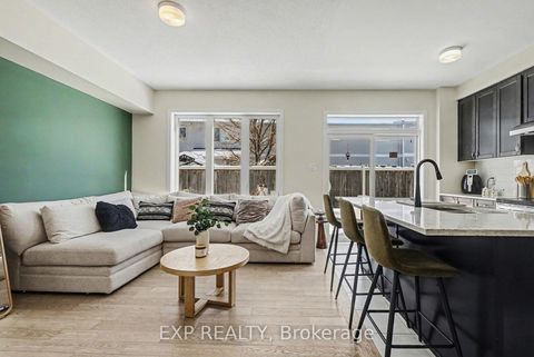 Photo 1 at 2142 Winsome Terrace, Fallingbrook/Gardenway South, Orleans