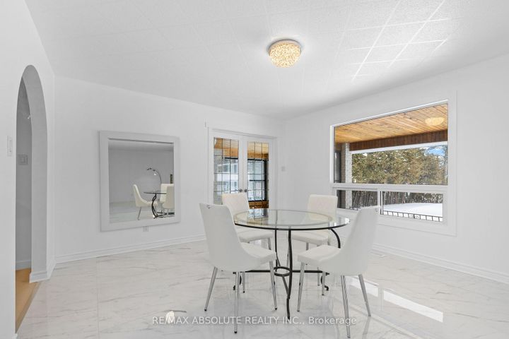 Photo 9 at 1444 Normandy Crescent, Nepean (Carleton Heights), Ottawa