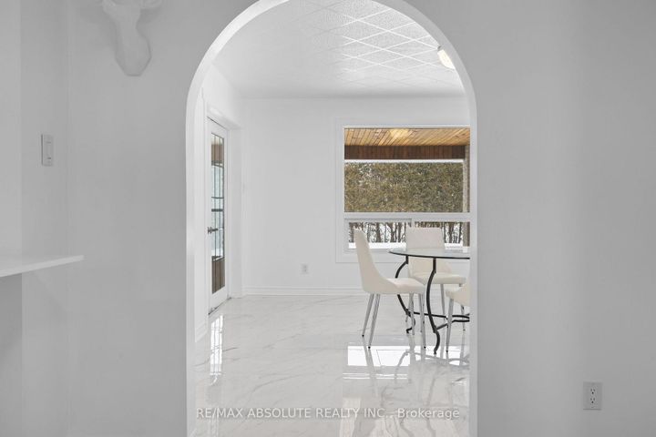 Photo 10 at 1444 Normandy Crescent, Nepean (Carleton Heights), Ottawa