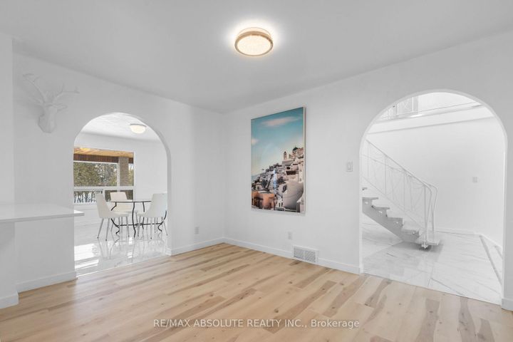 Photo 11 at 1444 Normandy Crescent, Nepean (Carleton Heights), Ottawa