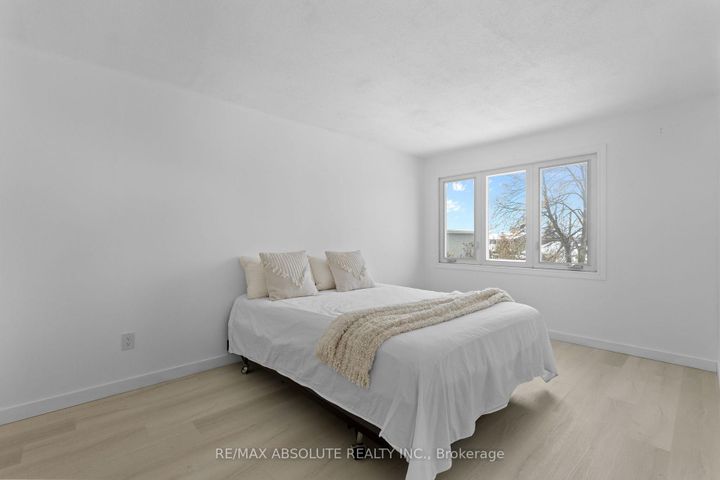 Photo 35 at 1444 Normandy Crescent, Nepean (Carleton Heights), Ottawa