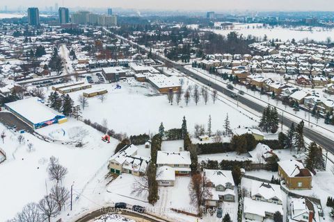 Photo 42 at 1444 Normandy Crescent, Nepean (Carleton Heights), Ottawa