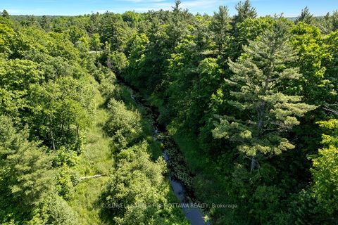 Photo 4 at 115 Doran Road, Bathurst/Burgess & Sherbrooke (Bathurst) Twp, Tay Valley