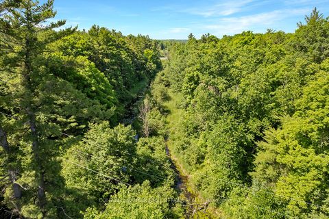 Photo 8 at 115 Doran Road, Bathurst/Burgess & Sherbrooke (Bathurst) Twp, Tay Valley