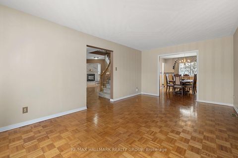 Photo 6 at 944 Greenbriar Avenue, Nepean (Carleton Heights), Ottawa